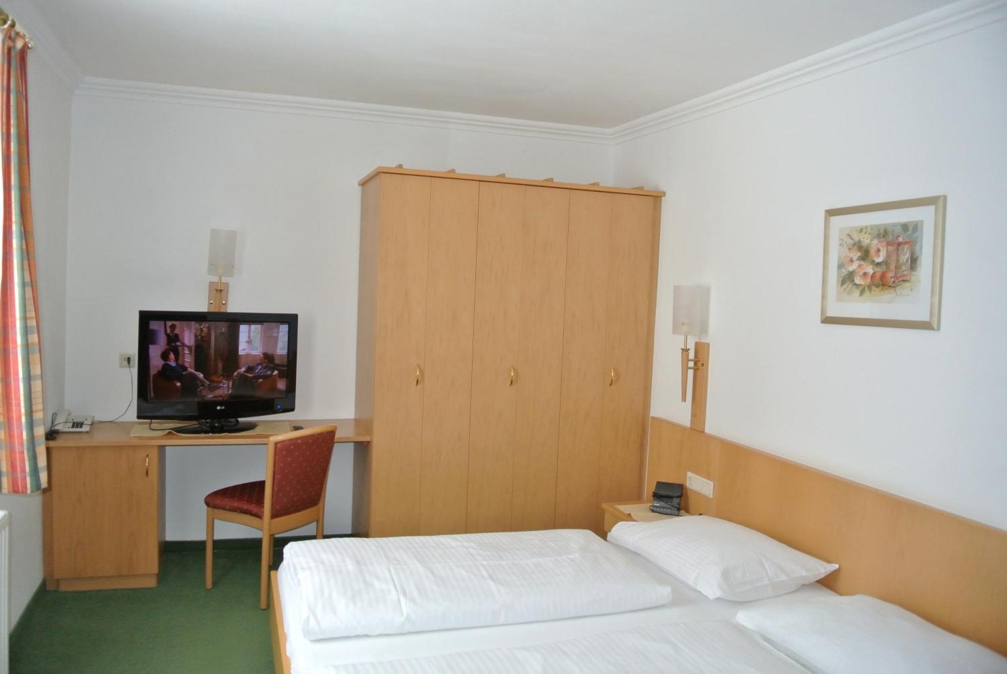 Landhotel Stofflerwirt Sankt Michael im Lungau Exterior foto