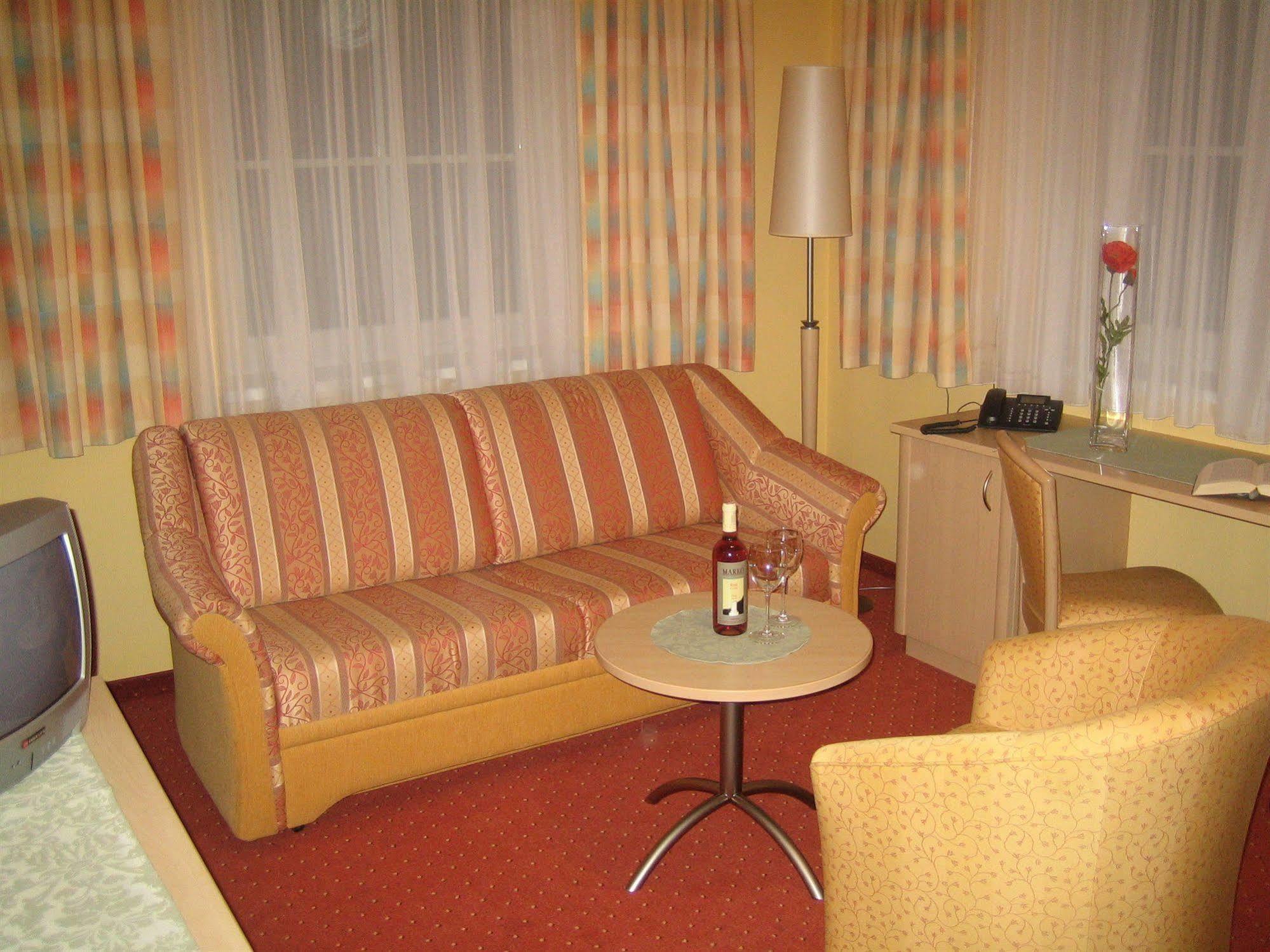 Landhotel Stofflerwirt Sankt Michael im Lungau Exterior foto