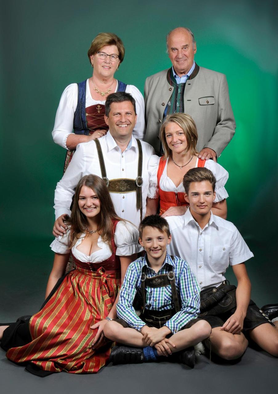 Landhotel Stofflerwirt Sankt Michael im Lungau Exterior foto